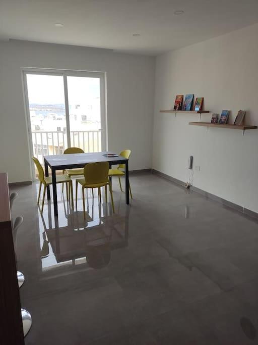 Sorriso Flat N.9 - Entire Unit Leilighet San Pawl il-Baħar Eksteriør bilde